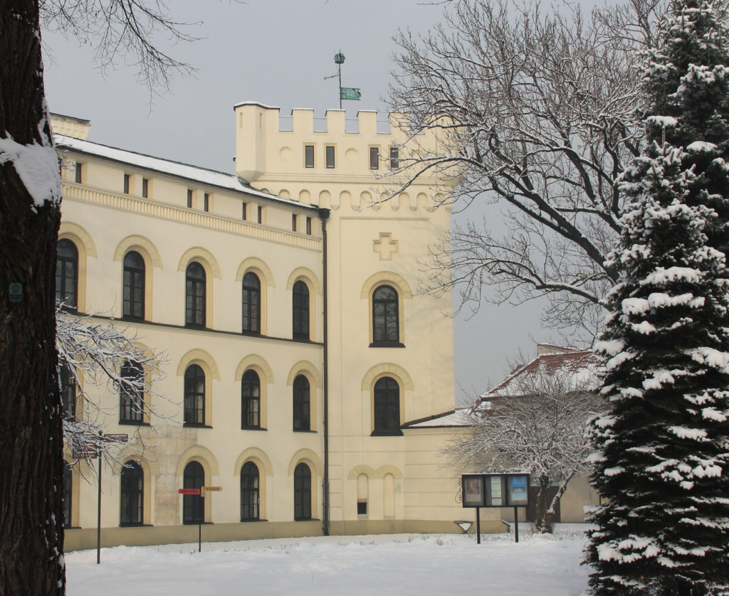 Stary Zamek w Żywcu - atrakcja niedaleko Pensjonatu Bajka