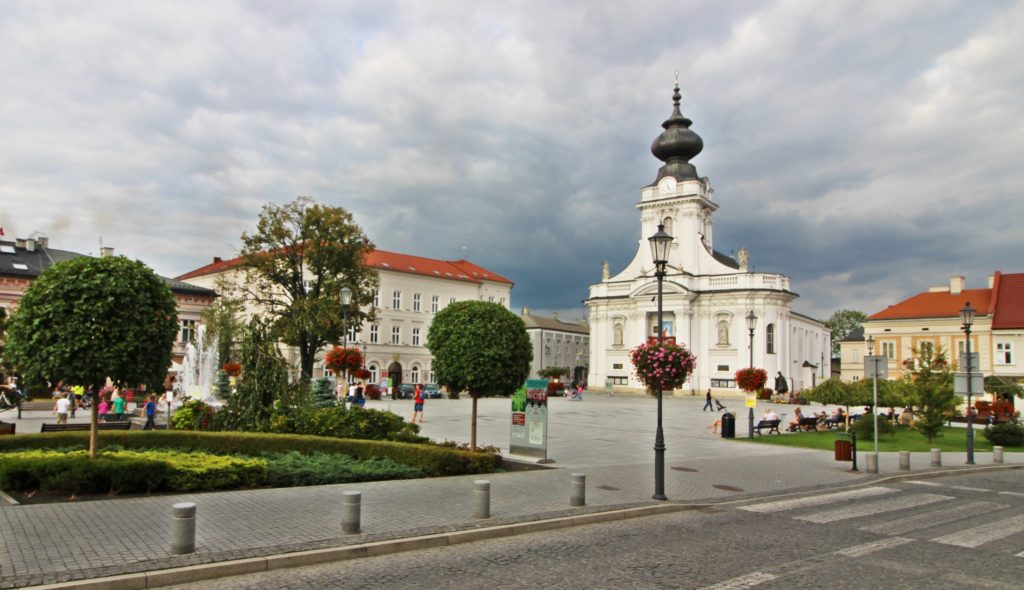 Będąc w Pensjonacie Bajka koniecznie zwiedź Wadowice, czyli rodzinne miasto Jana Pawła II.